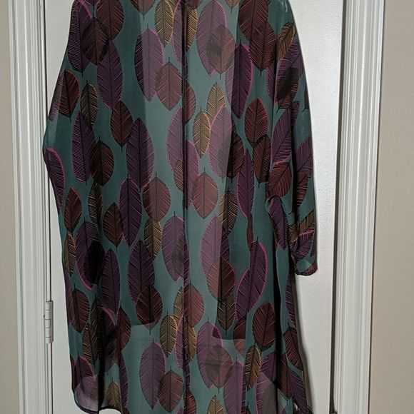 {3 for $15} LuLaRoe tunic - Picture 4 of 6